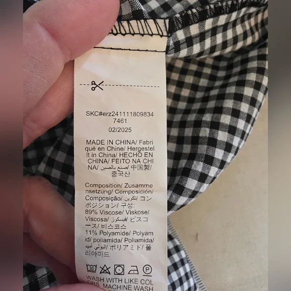 Emery Rose Classic Black & White Gingham Maxi Dress - Picture 7 of 7